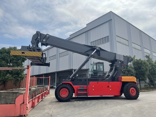 CUMMINS ইঞ্জিন সহ 45000kgs লোড কন্টেইনার রিচ স্ট্যাকার