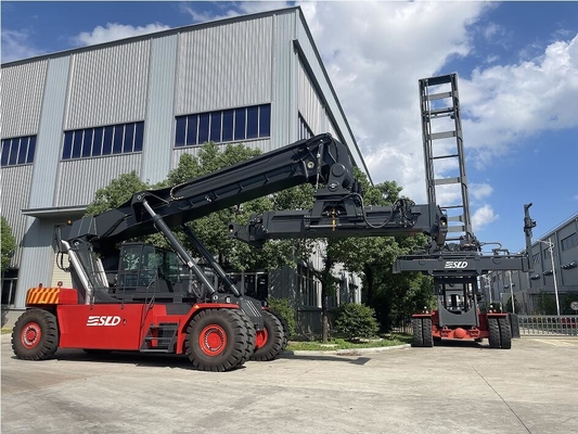 নতুন কামিন্স QSM11-330 রিচ স্ট্যাকার 45000kgs লোড ক্ষমতা কেসলার D102PL341 অক্ষের সাথে