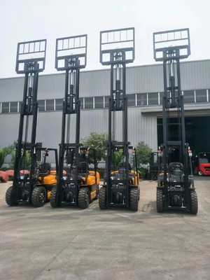 লিফটিং হাইট 5000mm CPCD30 ডিজেল ফর্কলিফট ট্রাক 3 টন সাইড শিফট হাই মাস্ট সহ