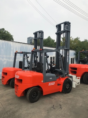 বেল ক্ল্যাম্প সহ CPCD40 ডিজেল চালিত ফর্কলিফ্ট